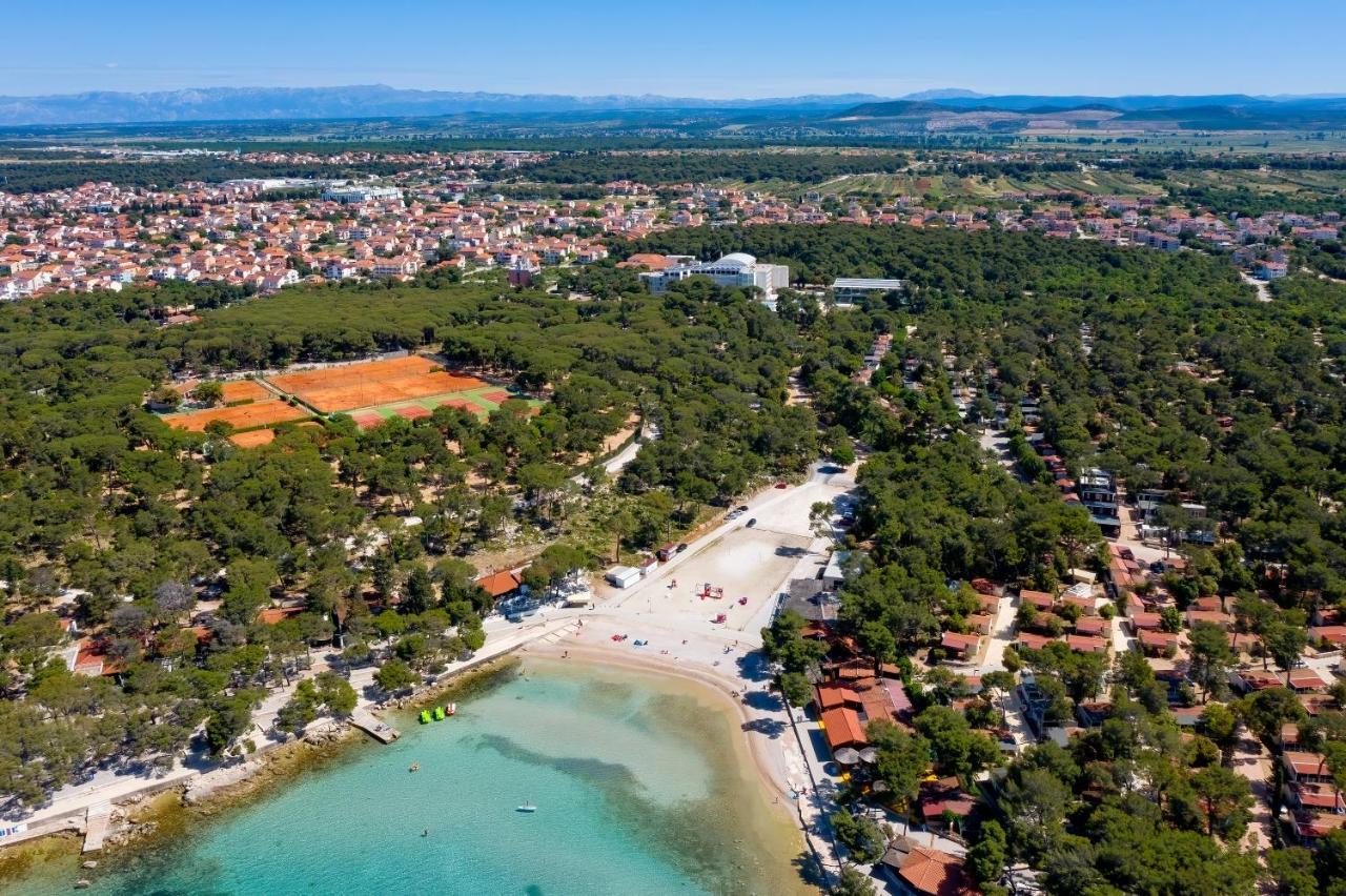 Family Hotel Adria Biograd Na Moru Luaran gambar