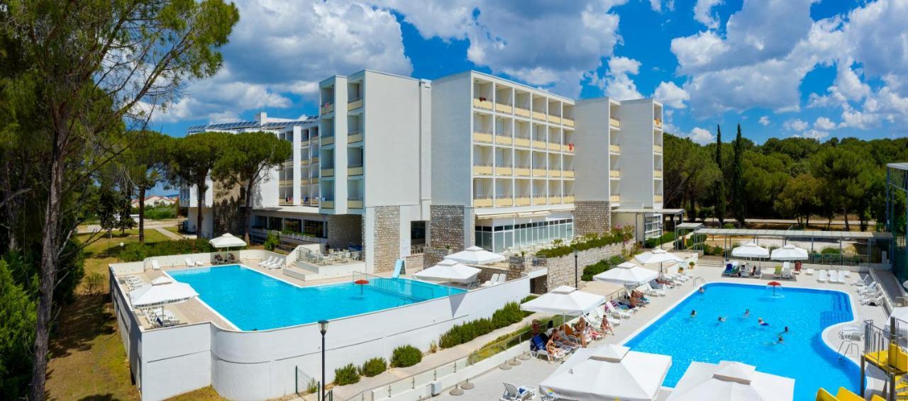 Family Hotel Adria Biograd Na Moru Luaran gambar