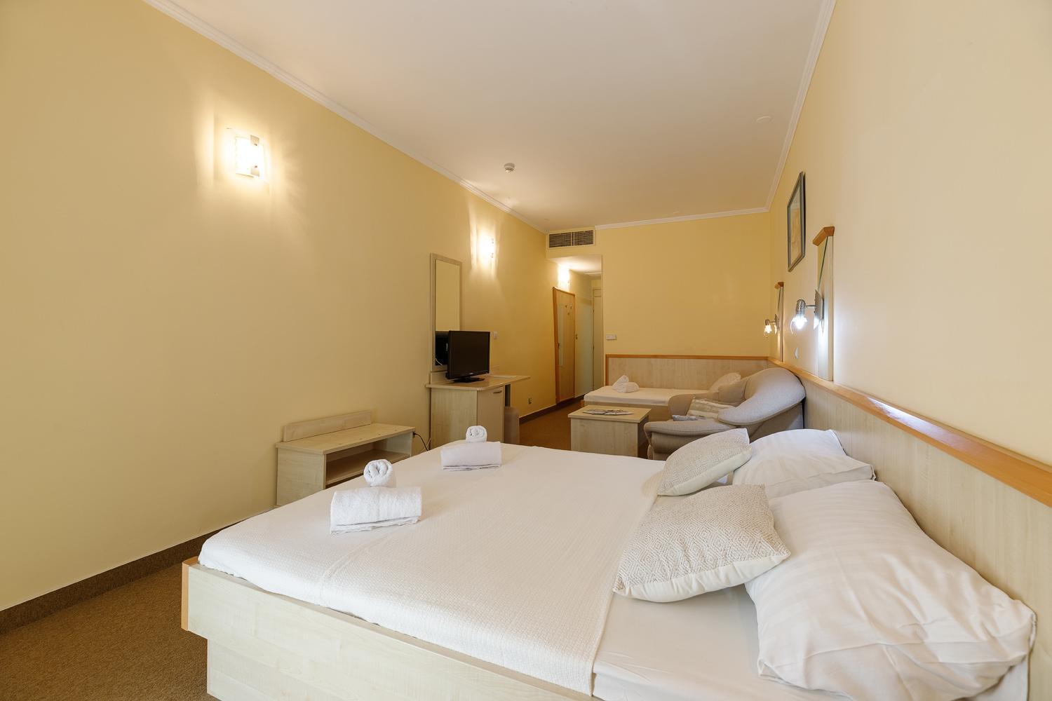 Family Hotel Adria Biograd Na Moru Luaran gambar