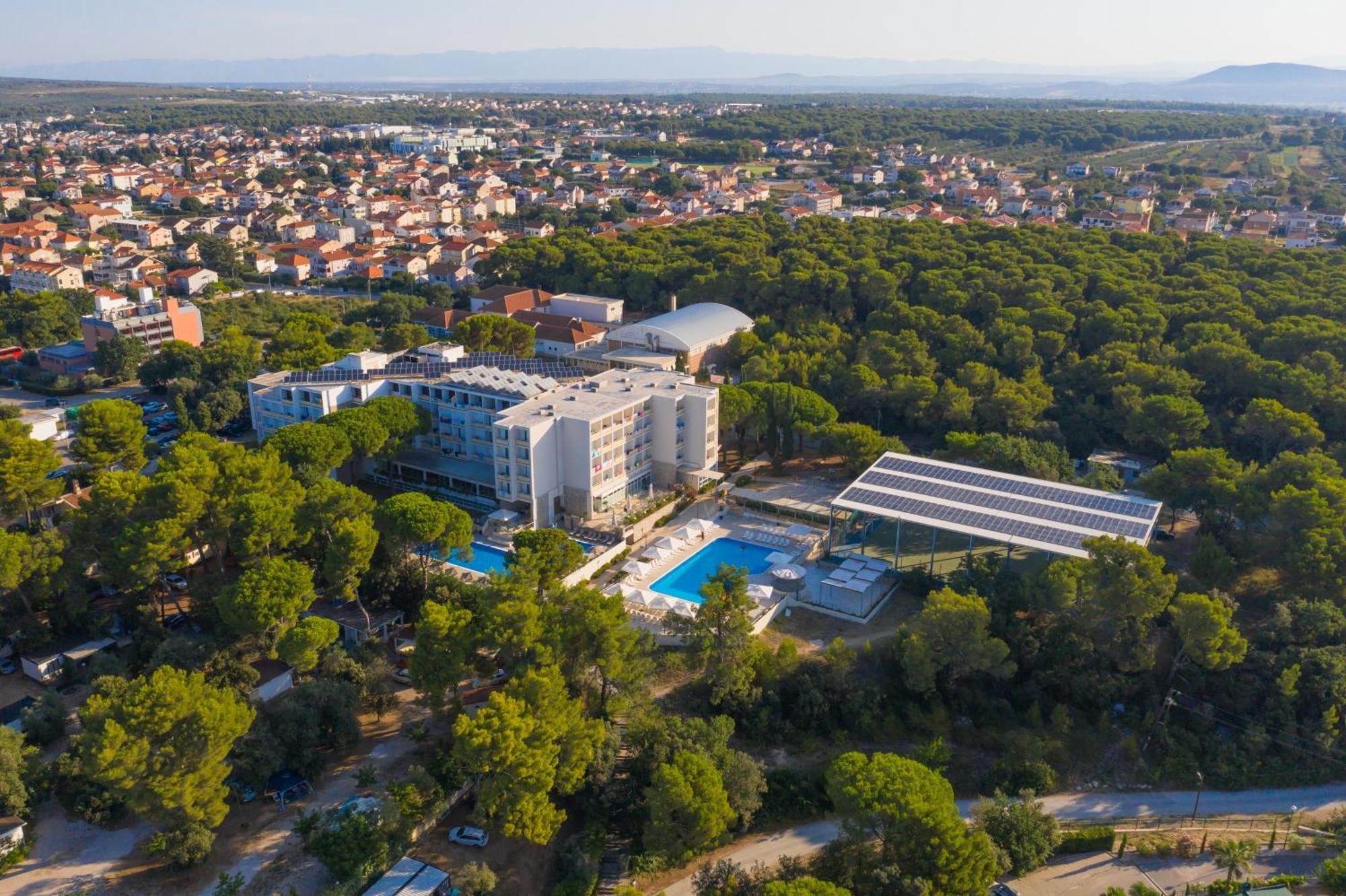 Family Hotel Adria Biograd Na Moru Luaran gambar