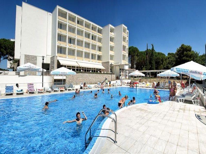 Family Hotel Adria Biograd Na Moru Luaran gambar